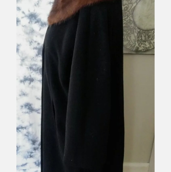 Vintage Furlaine wool coat with mink collar size M/L - Picture 2 of 6